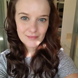 Meet your Posher, Helen